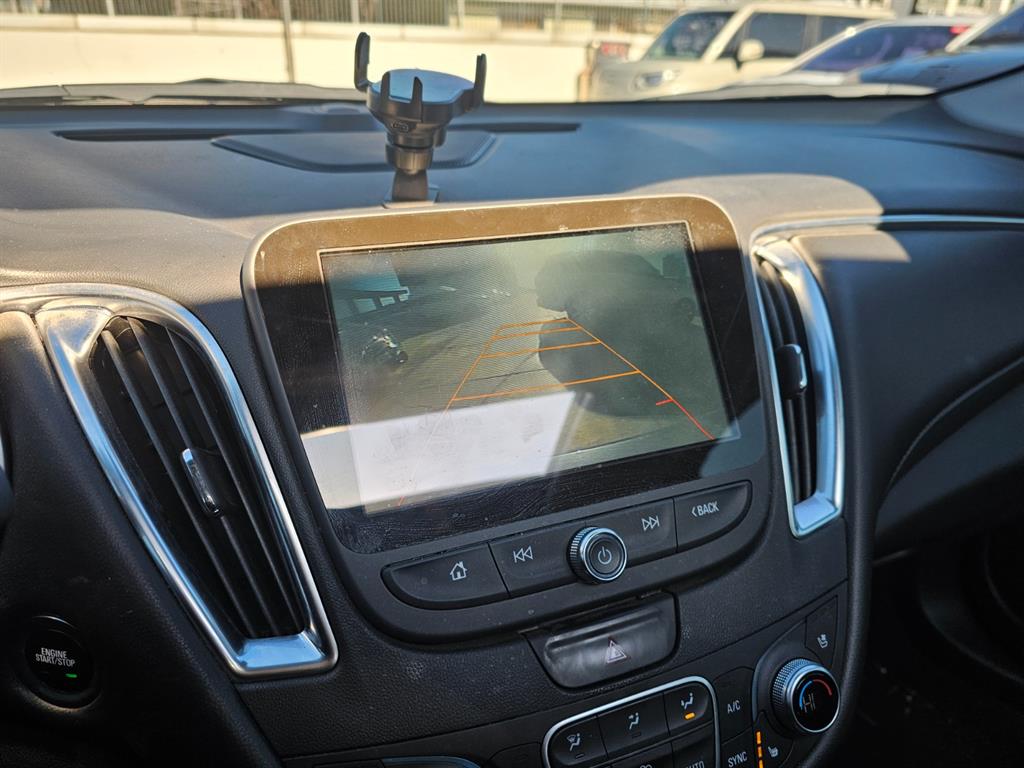 Chevrolet Malibu - Vista 12