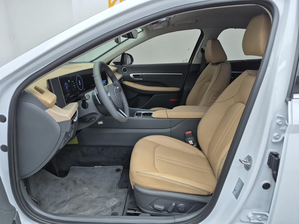 HYUNDAI Sonata - Vista 11