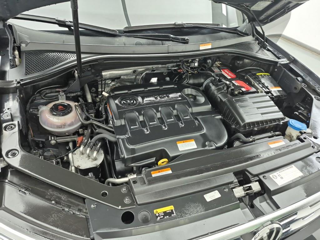 Volkswagen Tiguan - Vista 6