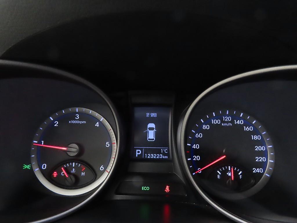 HYUNDAI Santa Fe - Vista 8