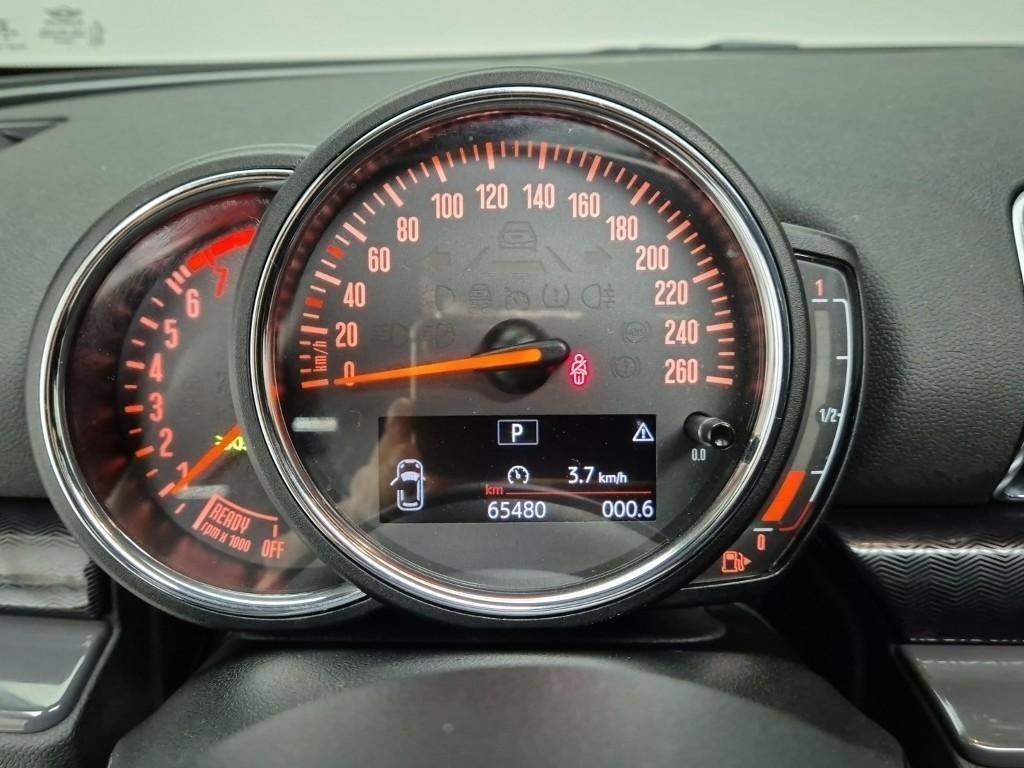 Mini Clubman - Vista 6