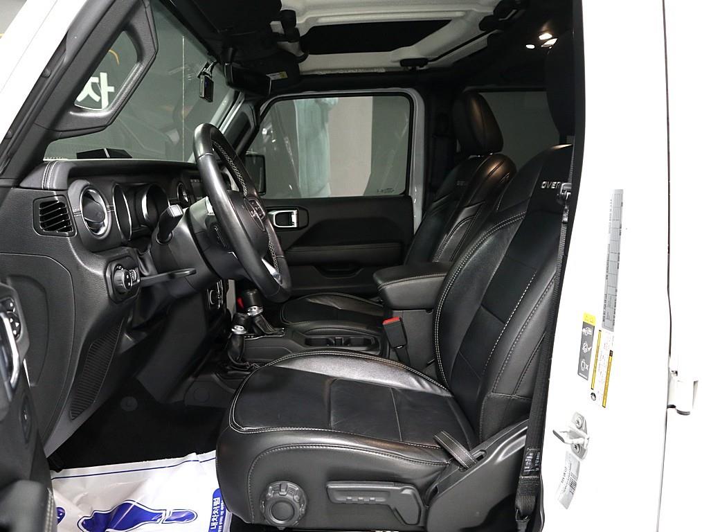 Jeep Wrangler - Vista 8