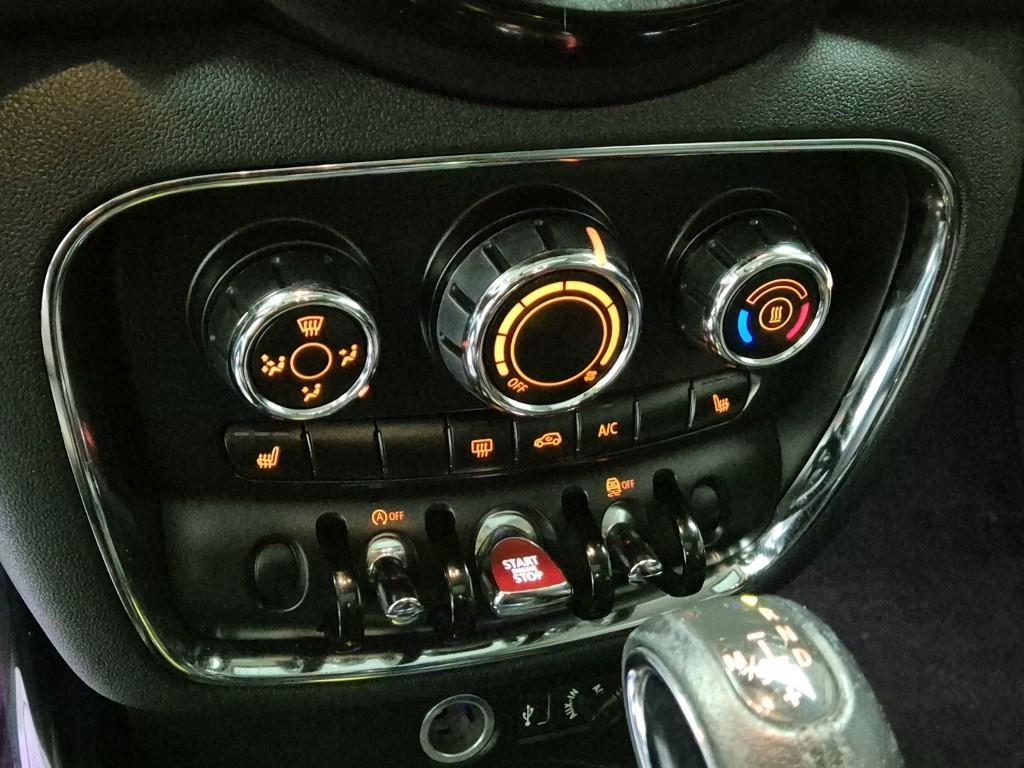 Mini Clubman - Vista 11