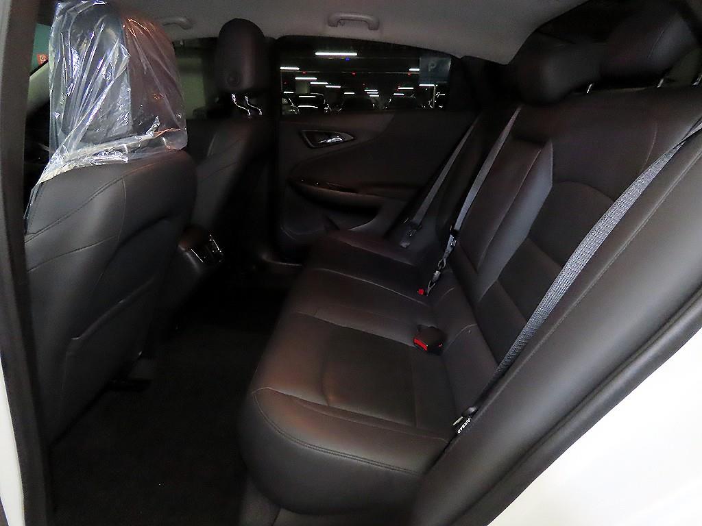 Chevrolet Malibu - Vista 7