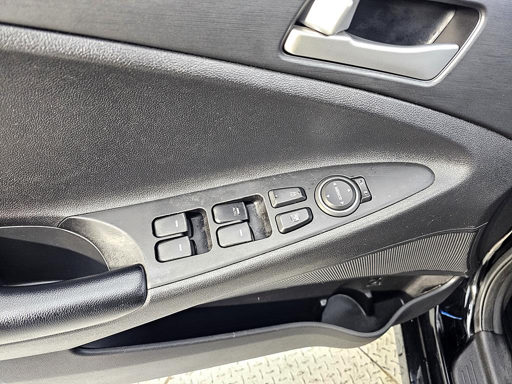 HYUNDAI Sonata 2010 Negro - Importación desde Corea - HF Imports Iquique - Foto 16