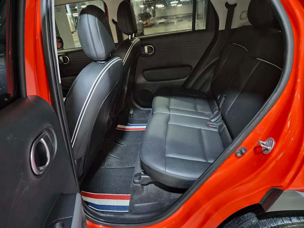 HYUNDAI Casper - Vista 7