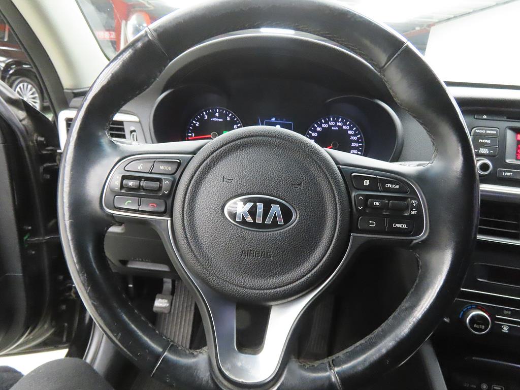 KIA K5 - Vista 8