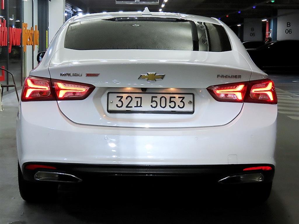 Chevrolet Malibu - Vista 5