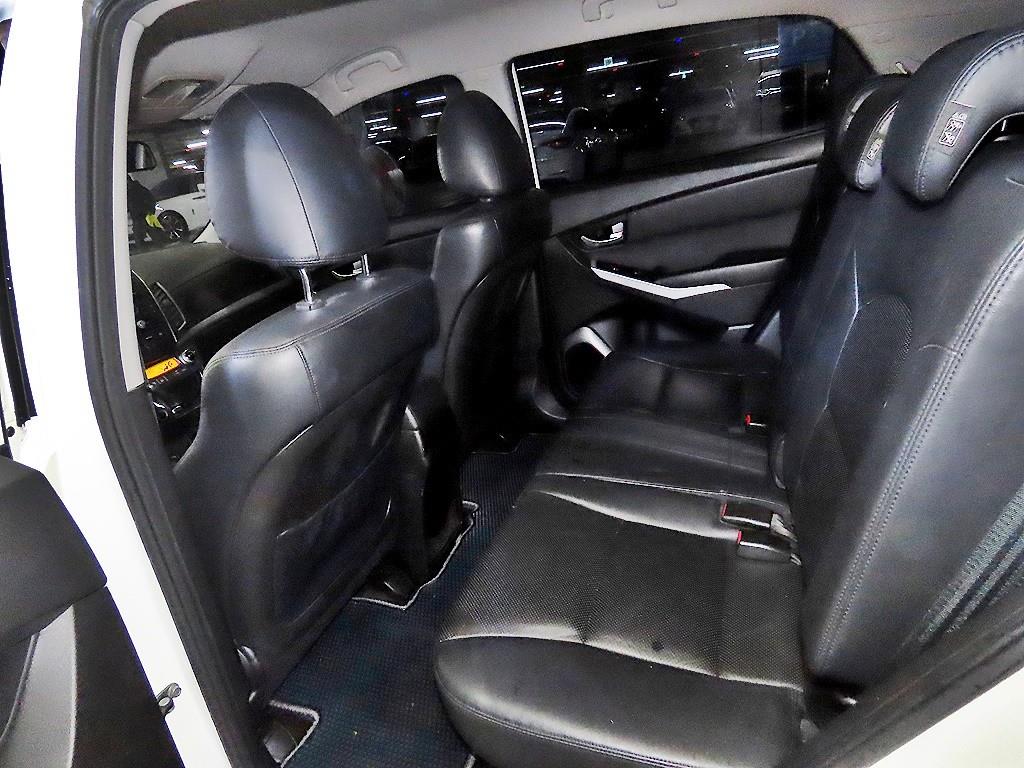 Ssangyong Korando - Vista 7