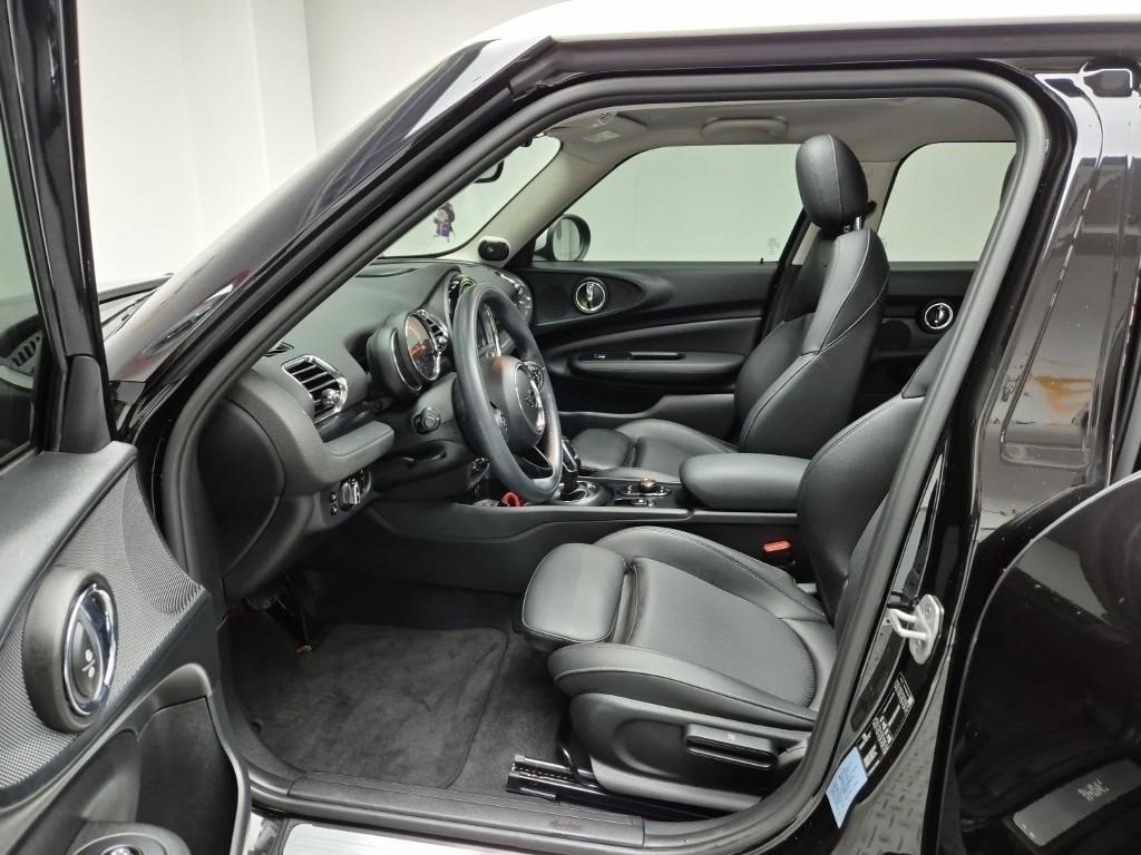 Mini Clubman - Vista 11