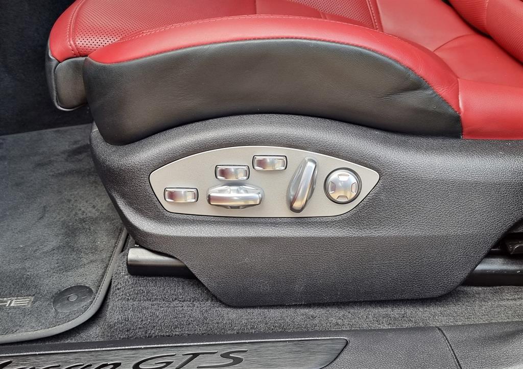 Porsche Macan 2023 Rojo - Importación desde Corea - HF Imports Iquique - Foto 18