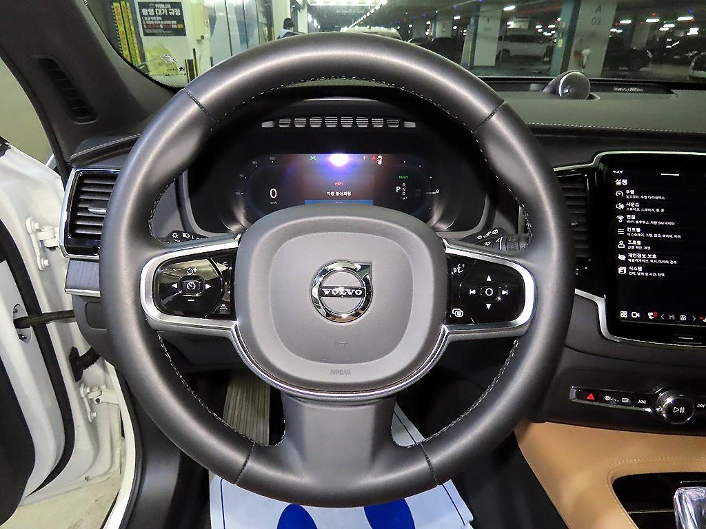 Volvo XC90 - Vista 8