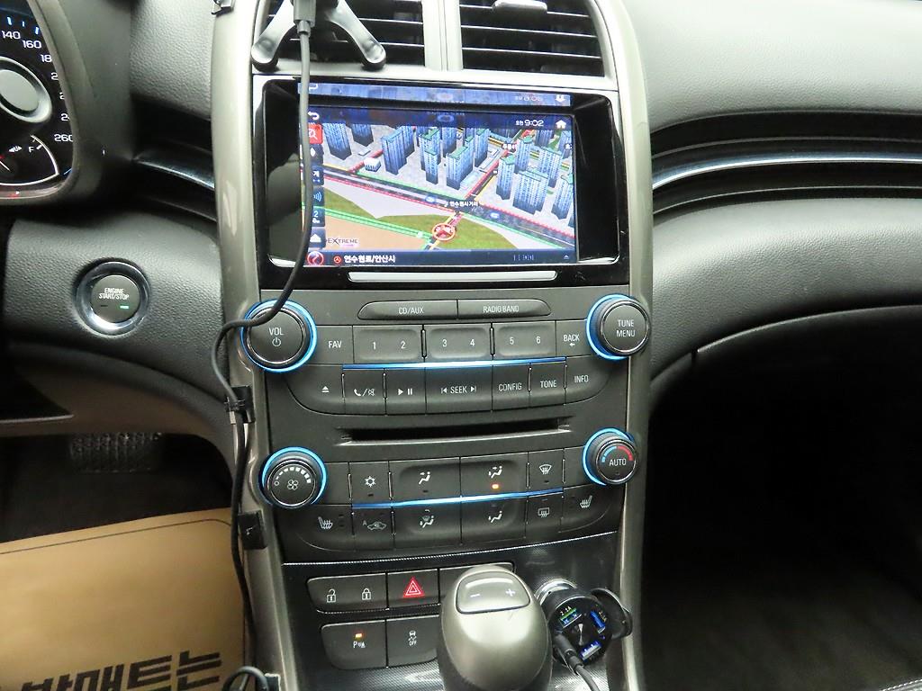 Chevrolet Malibu - Vista 10