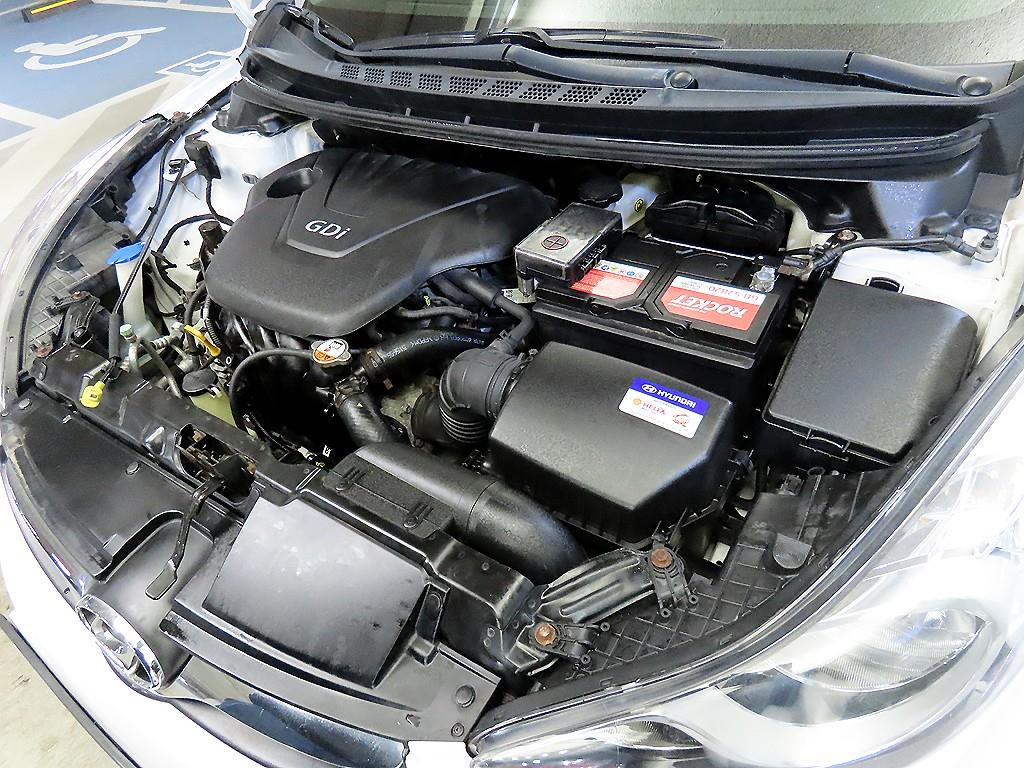 HYUNDAI Avante 2012 Blanco - Importación desde Corea - HF Imports Iquique - Foto 19