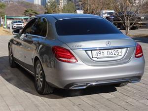 Mercedes Benz C Class - Vista 8