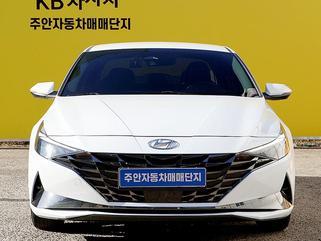 HYUNDAI Avante 2021 Blanco - Importación desde Corea - HF Imports Iquique - Foto 1