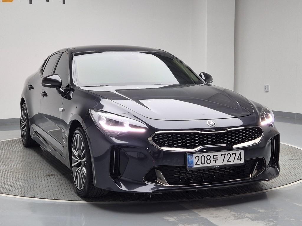 KIA Stinger - Vista 4