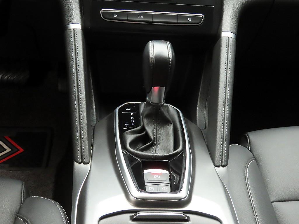 SAMSUNG QM6 - Vista 10