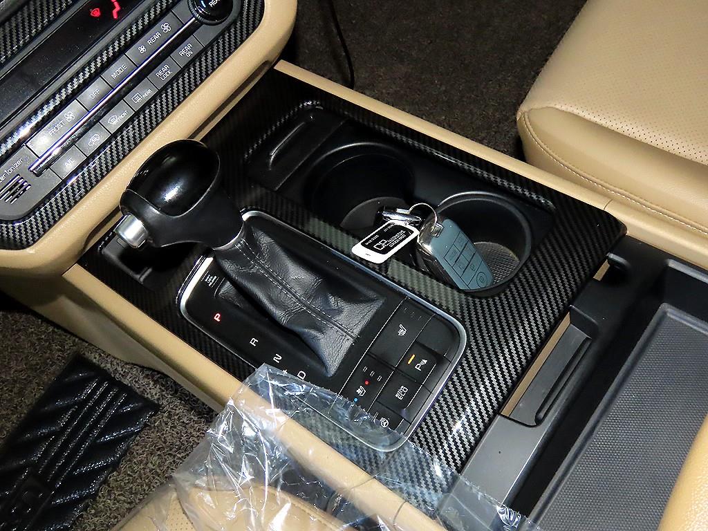 KIA Carnival - Vista 12