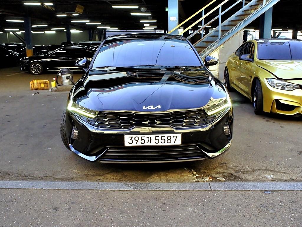 KIA K5 2022 Negro - Importación desde Corea - HF Imports Iquique - Foto 1