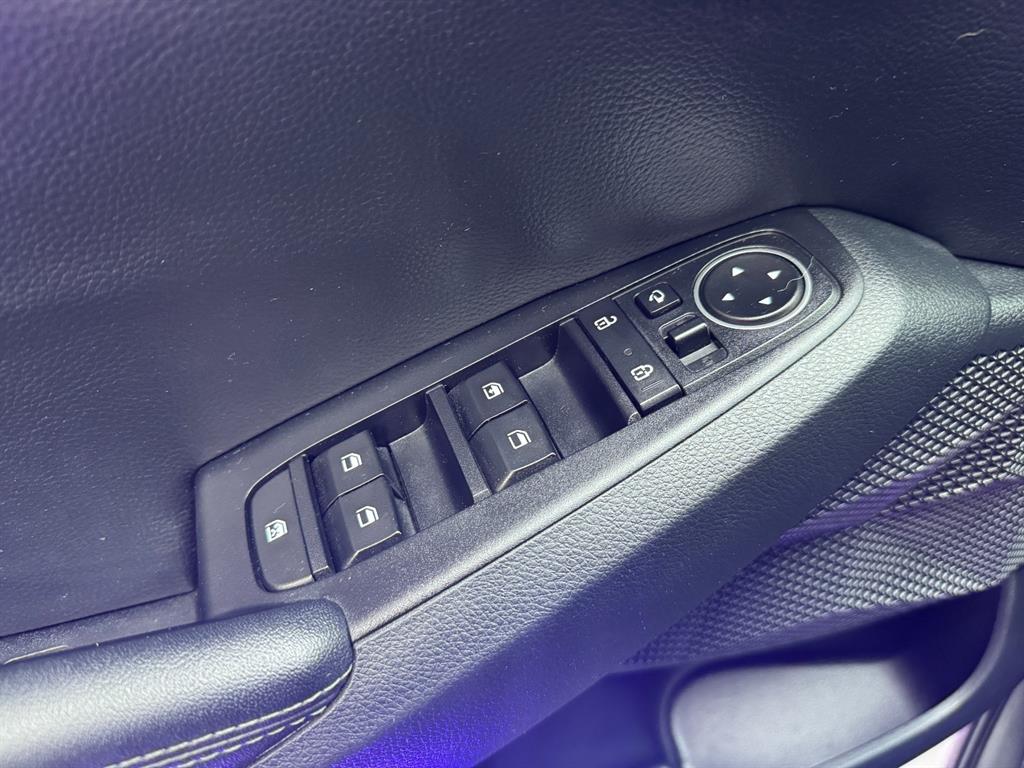 KIA Seltos - Vista 10