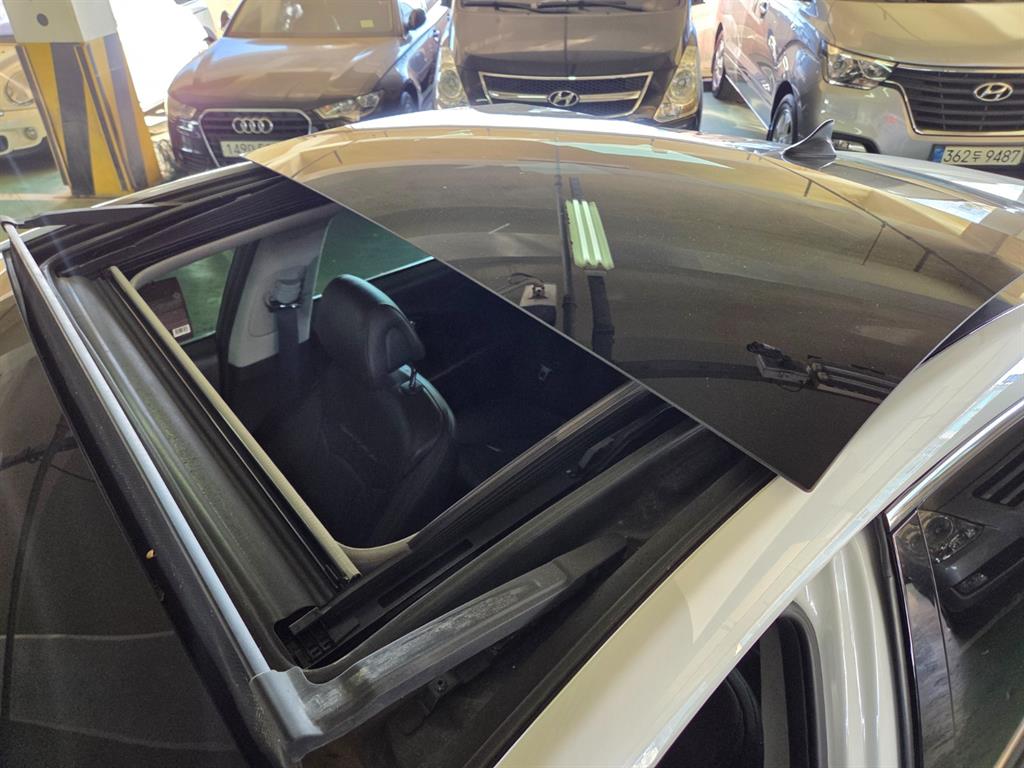 HYUNDAI Grandeur 2013 Blanco - Importación desde Corea - HF Imports Iquique - Foto 17