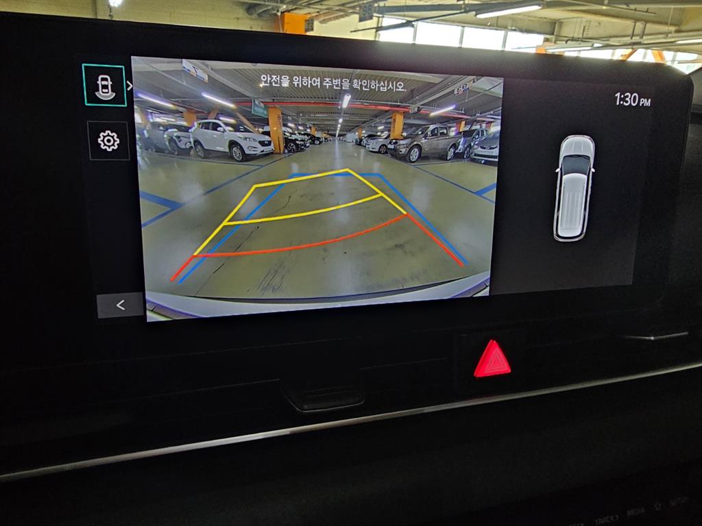 KIA Carnival - Vista 11