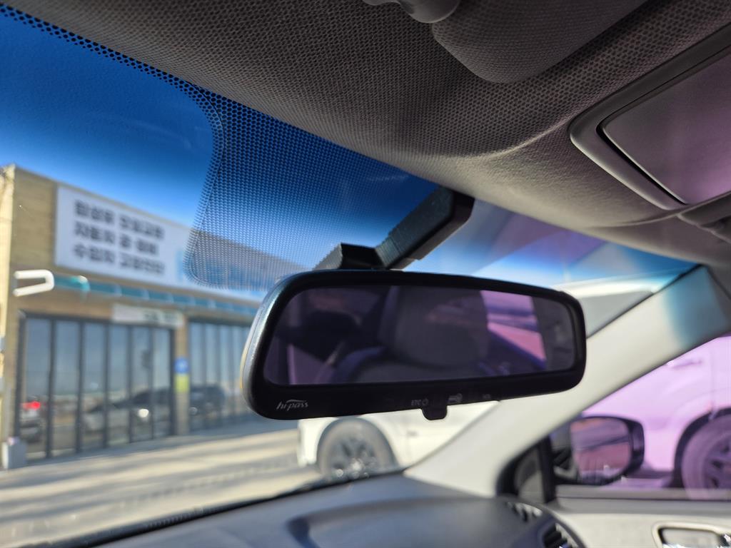 HYUNDAI Accent - Vista 11