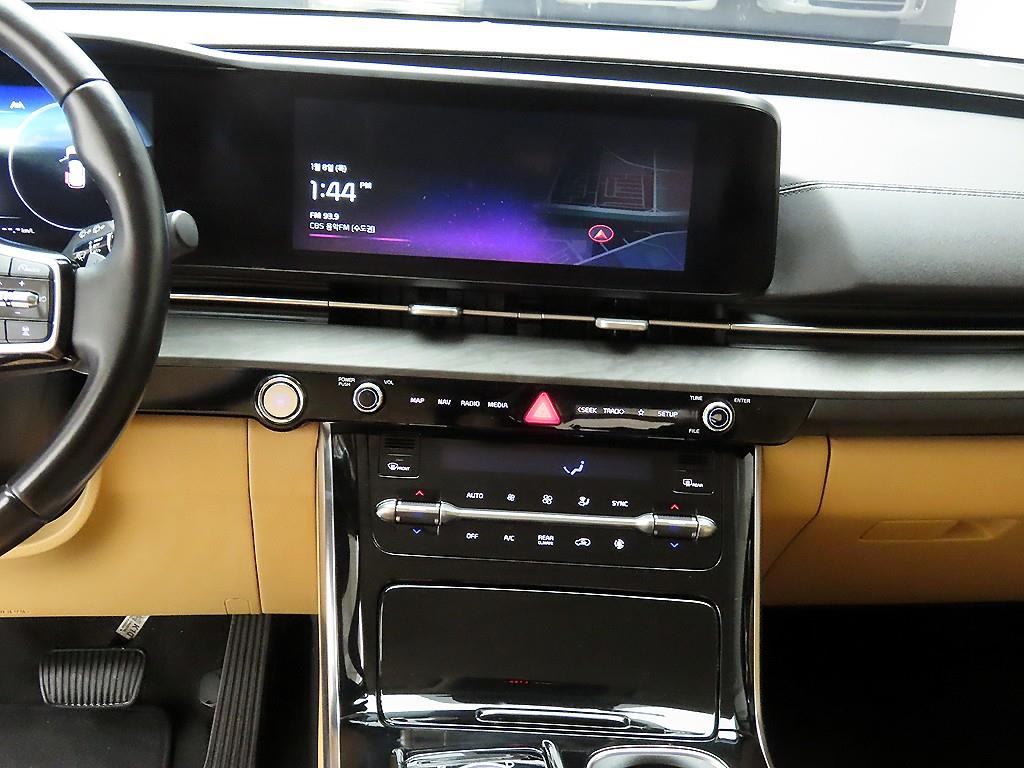 KIA Carnival - Vista 10