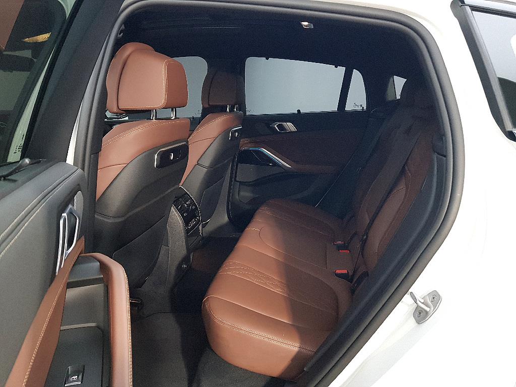 BMW X6 - Vista 9