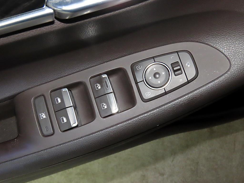 HYUNDAI Grandeur 2019 Gris - Importación desde Corea - HF Imports Iquique - Foto 13