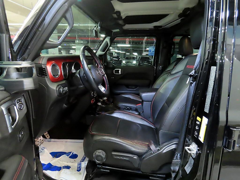 Jeep Wrangler - Vista 6