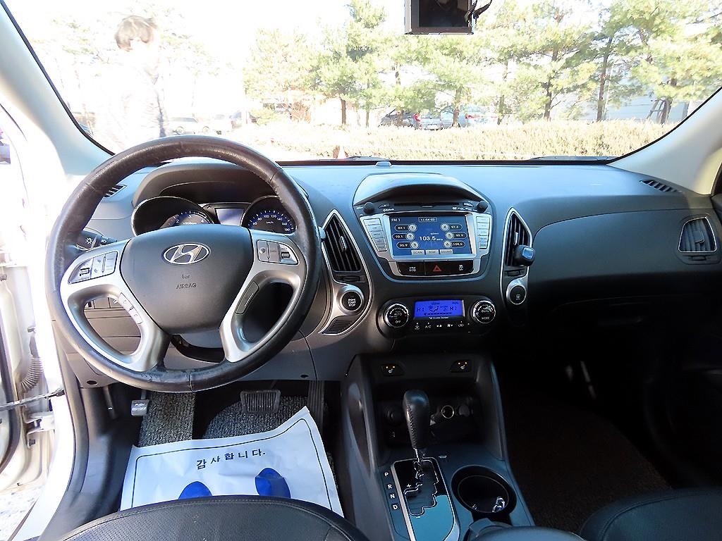 HYUNDAI Tucson - Vista 7