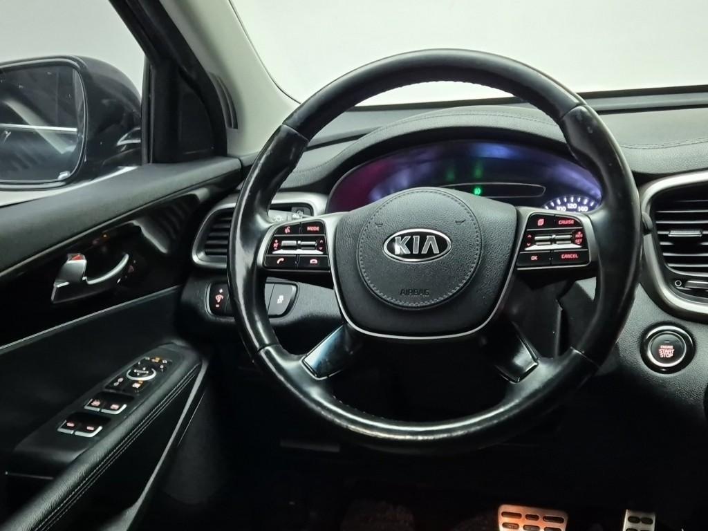 KIA Sorento - Vista 9