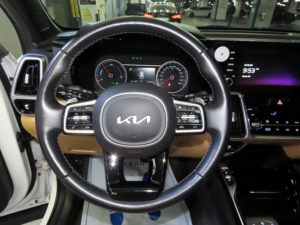 KIA Sorento - Vista 8