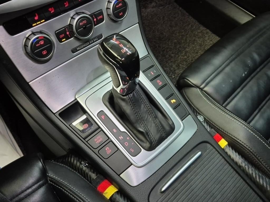 Volkswagen CC - Vista 8