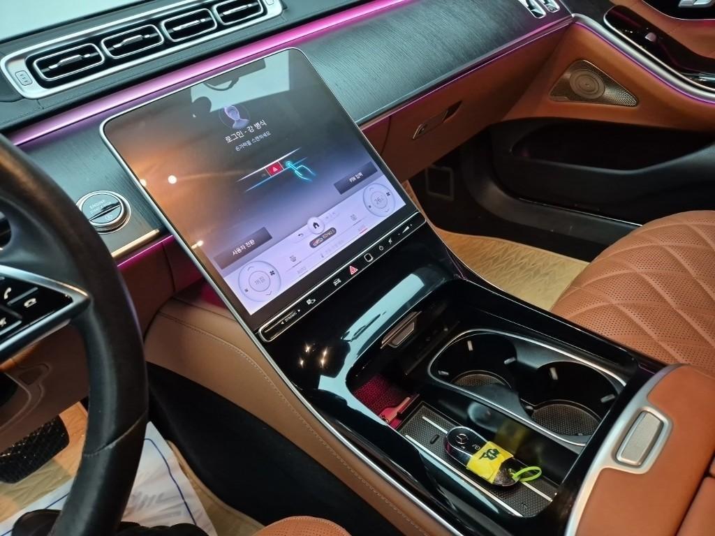 Mercedes Benz S Class - Vista 10