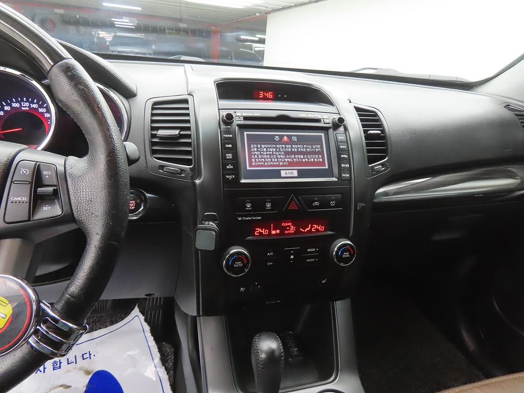 KIA Sorento - Vista 10