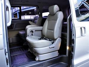 HYUNDAI Starex - Vista 12