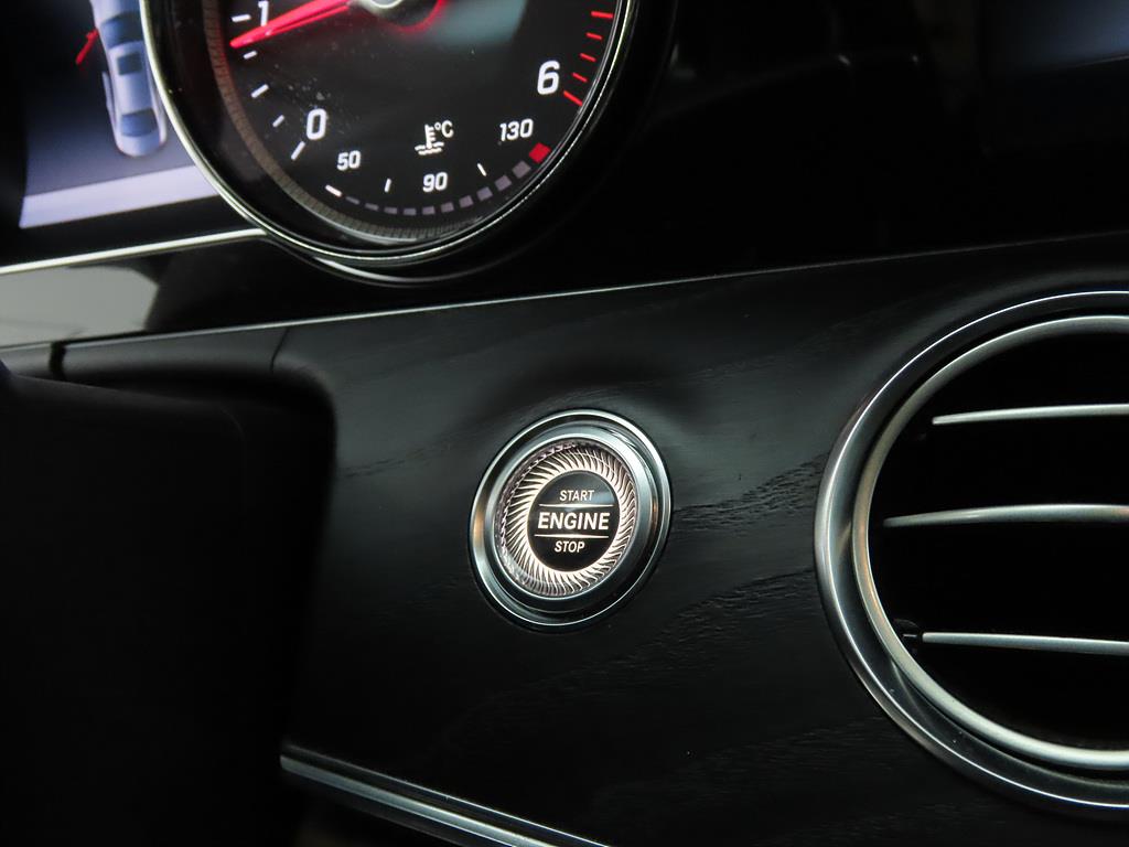 Mercedes Benz E class 2017 Gris - Importación desde Corea - HF Imports Iquique - Foto 16