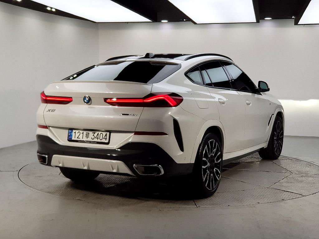 BMW X6 - Vista 4