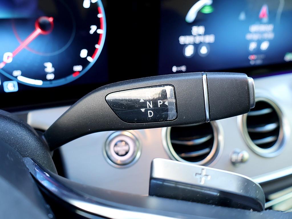 Mercedes Benz E class 2021 Gris - Importación desde Corea - HF Imports Iquique - Foto 7