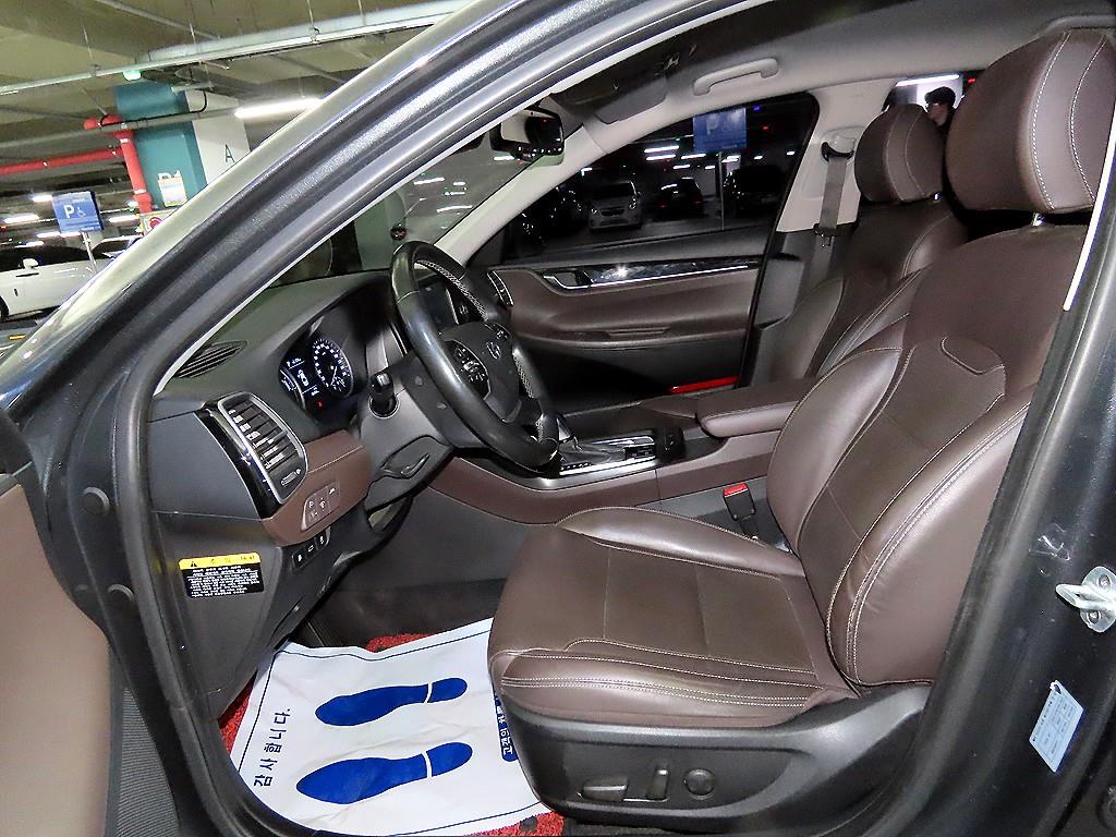 HYUNDAI Grandeur - Vista 6