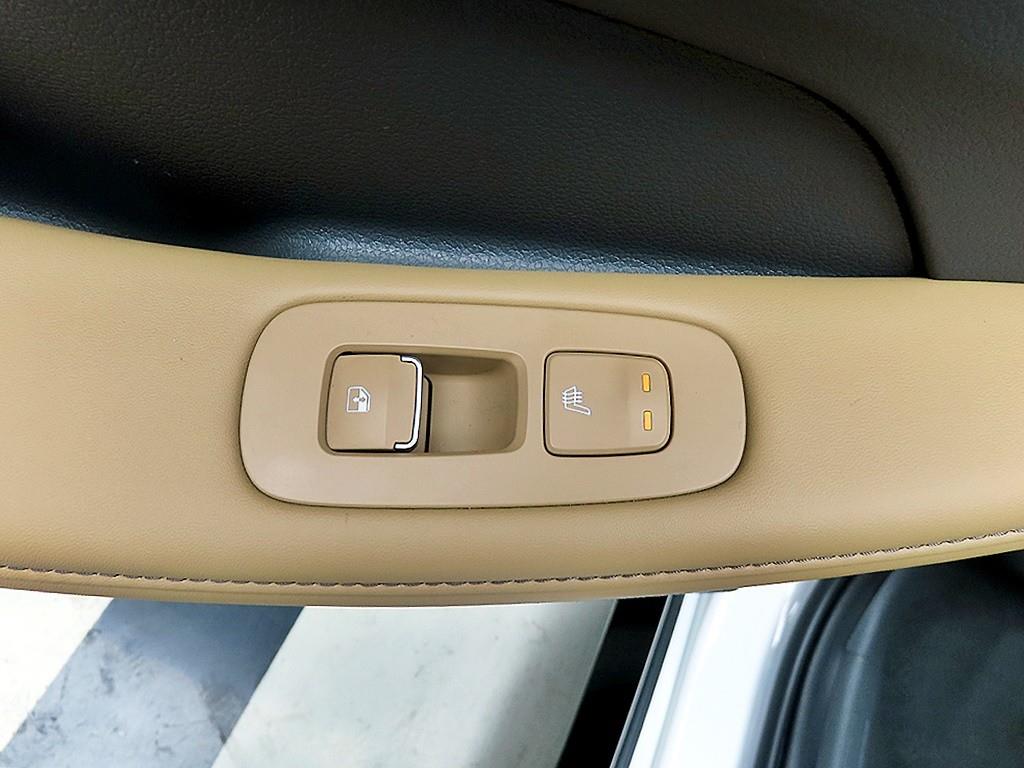 HYUNDAI Sonata - Vista 12