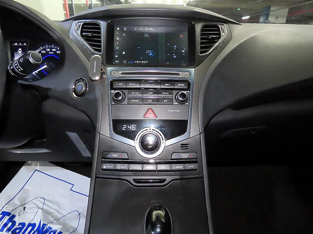 HYUNDAI Grandeur - Vista 11