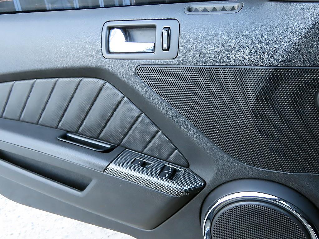 Ford Mustang - Vista 12