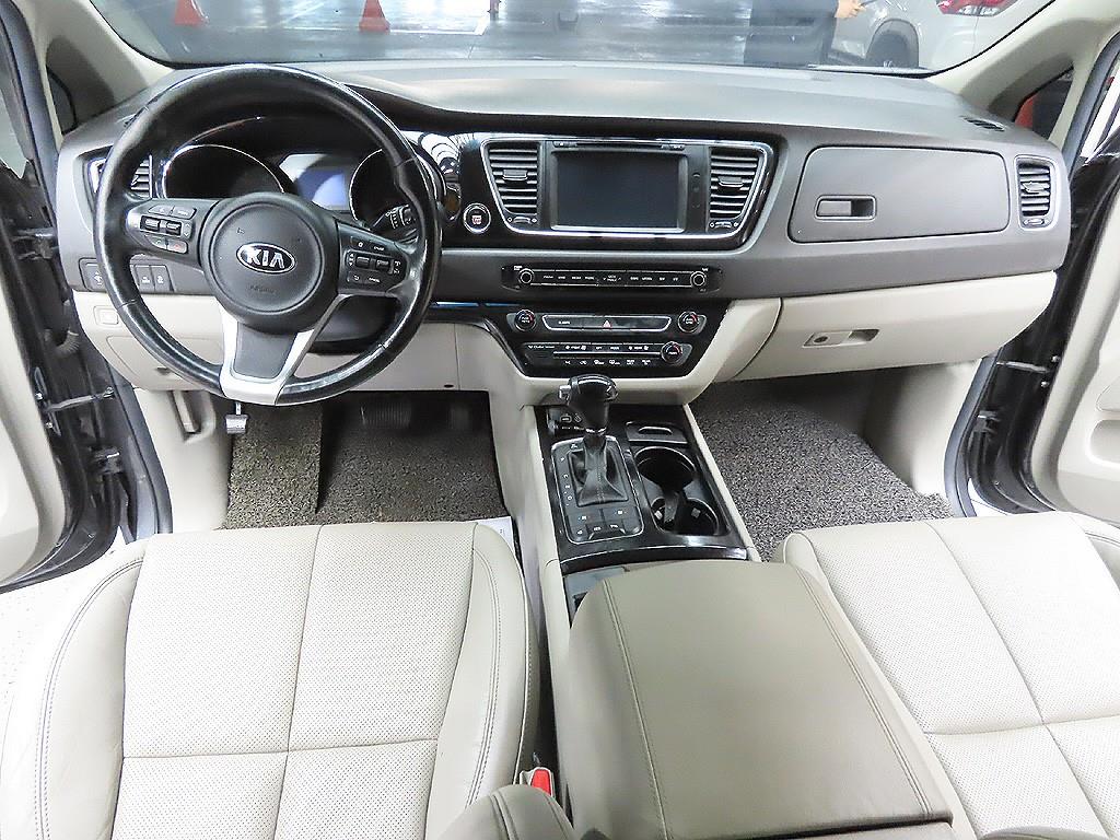KIA Carnival 2016 Gris - Importación desde Corea - HF Imports Iquique - Foto 10