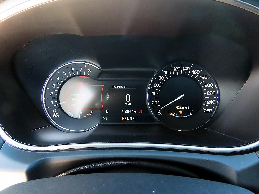 Lincoln MKX - Vista 9