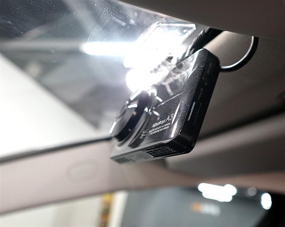 Mercedes Benz C Class 2017 Negro - Importación desde Corea - HF Imports Iquique - Foto 18