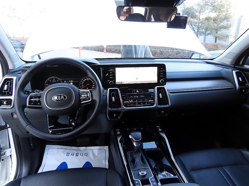 KIA Sorento - Vista 7